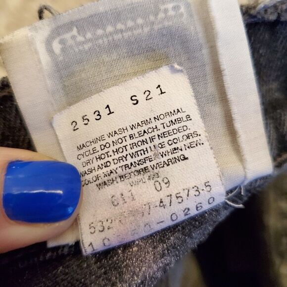 Furst of a kind Levi's denim shorts - Picture 5 of 8